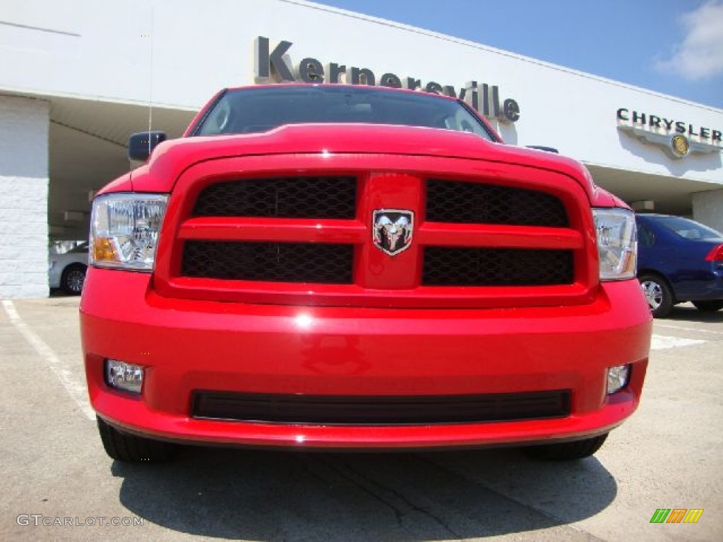 2011 Ram 1500 Express Regular Cab - Flame Red / Dark Slate Gray/Medium Graystone photo #8