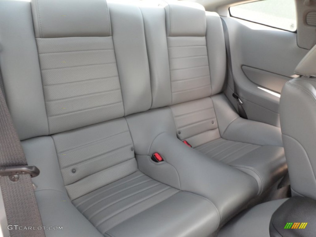 Light Graphite Interior 2007 Ford Mustang GT Premium Coupe Photo #51225125