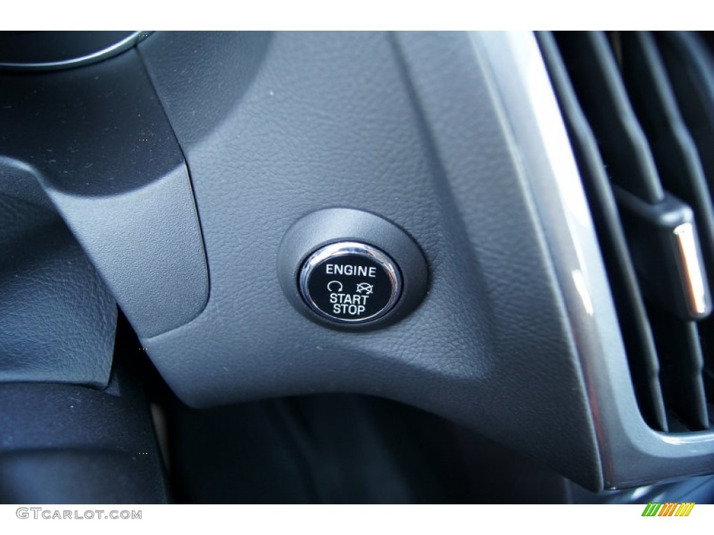 2012 Ford Focus Titanium 5-Door Controls Photo #51225215