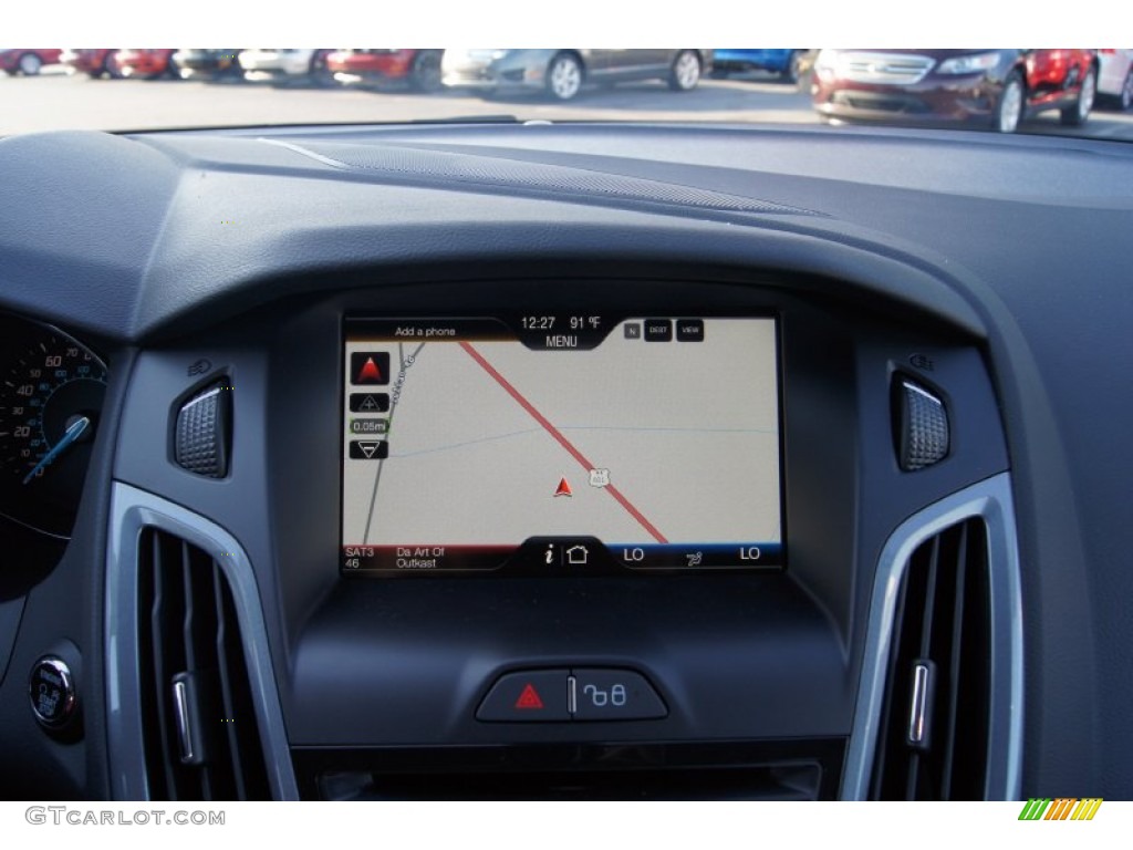 2012 Ford Focus Titanium 5-Door Navigation Photo #51225227