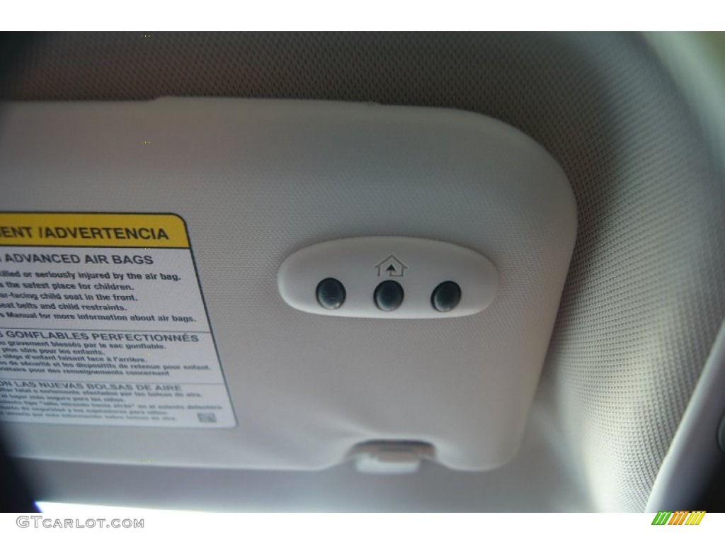 2012 Ford Focus Titanium 5-Door Controls Photo #51225320