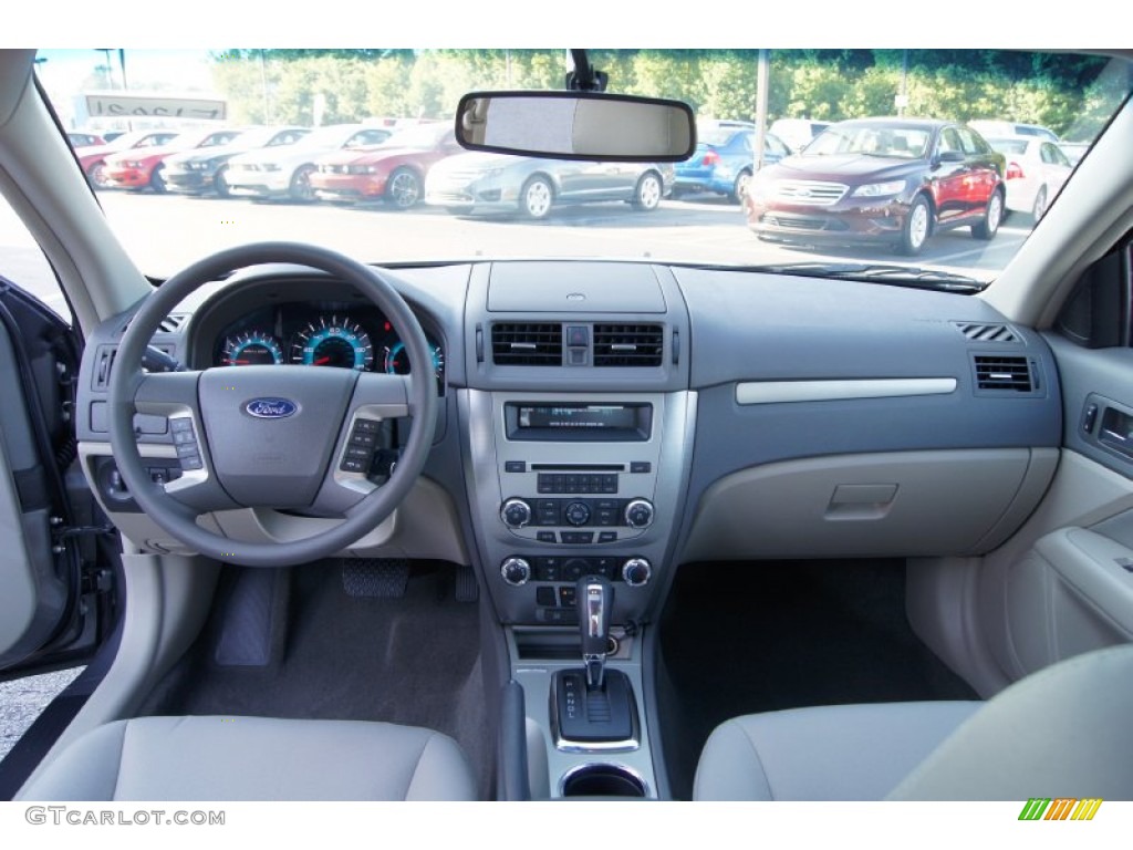 2012 Ford Fusion SE Medium Light Stone Dashboard Photo #51225575