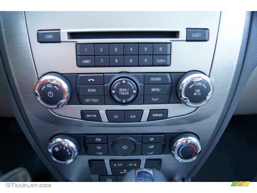2012 Ford Fusion SE Controls Photo #51225692