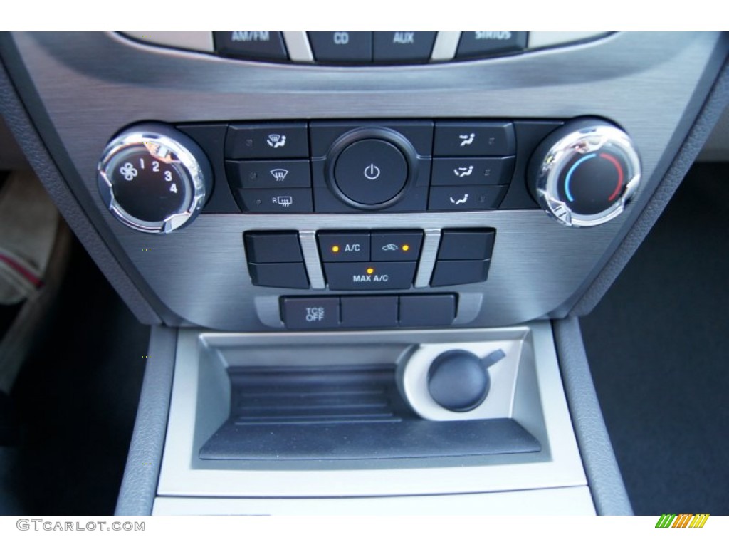 2012 Ford Fusion SE Controls Photo #51225704