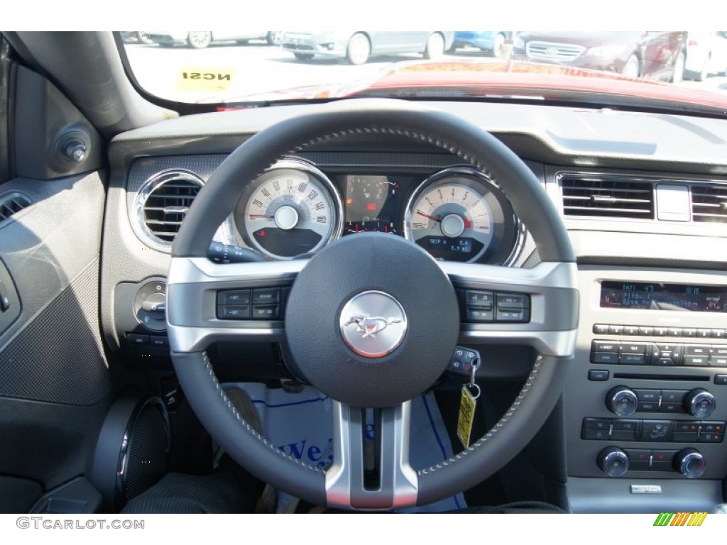 2012 Ford Mustang GT Premium Coupe Charcoal Black/Cashmere Steering Wheel Photo #51226064