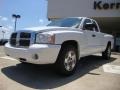 2005 Bright White Dodge Dakota Laramie Club Cab 4x4  photo #7