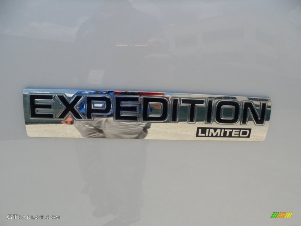 2010 Ford Expedition Limited Marks and Logos Photos