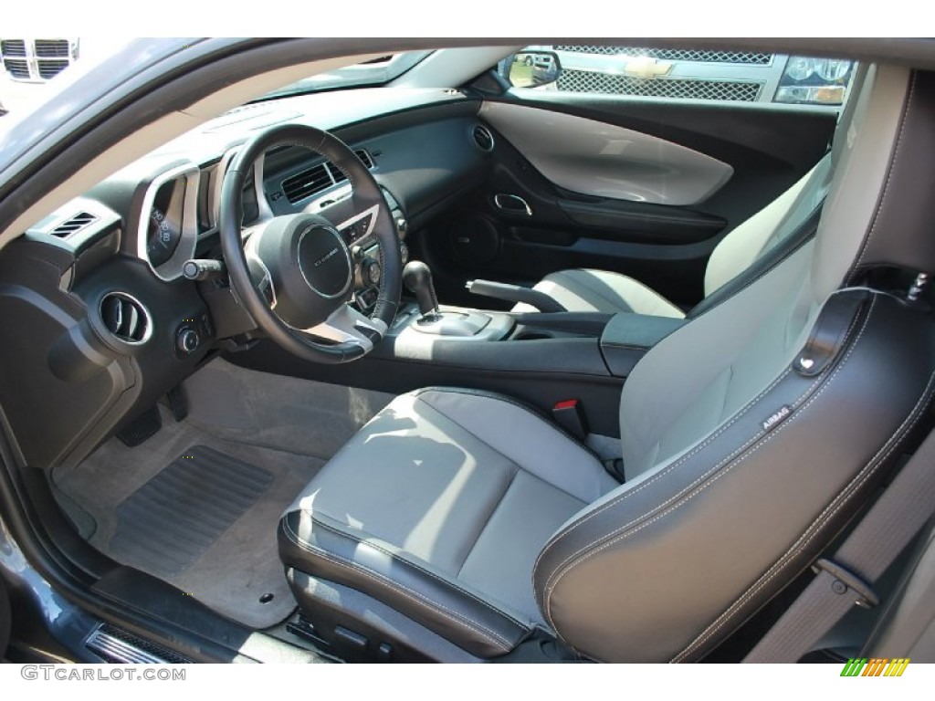 Gray Interior 2010 Chevrolet Camaro SS Coupe Photo #51229379