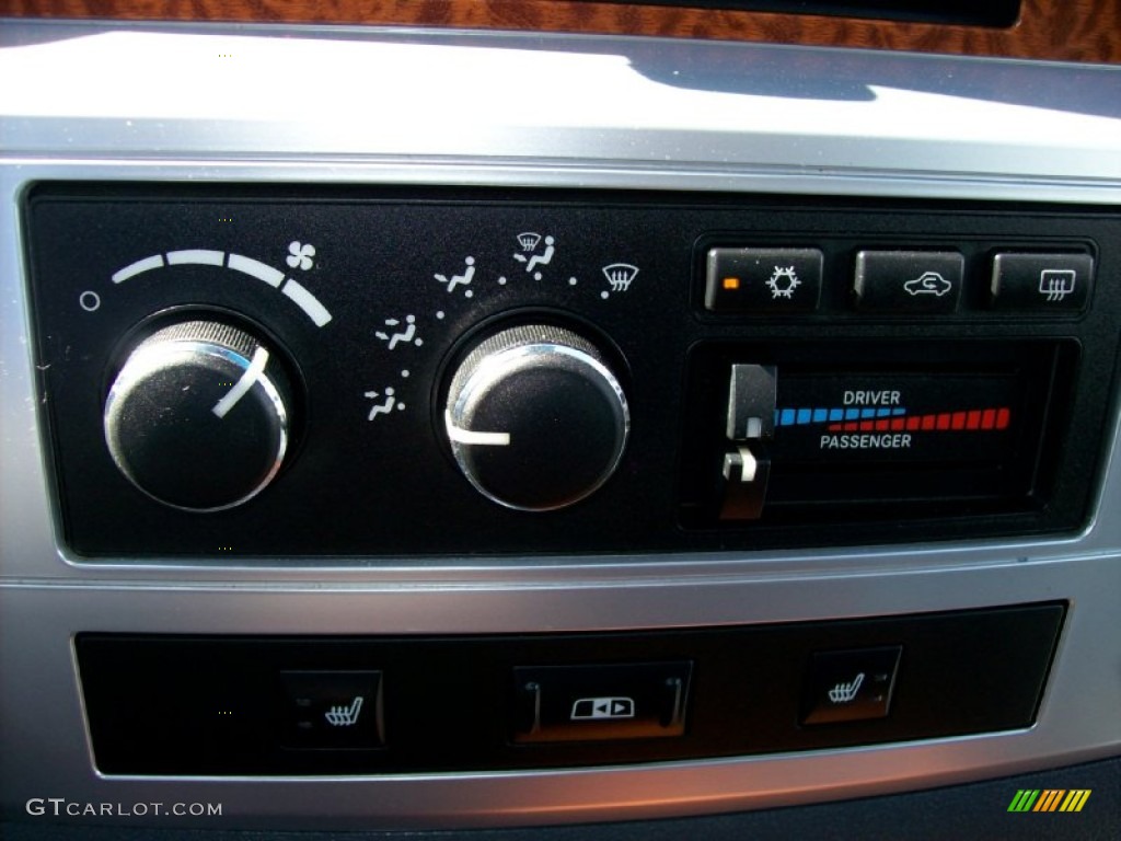 2007 Dodge Ram 1500 Laramie Mega Cab 4x4 Controls Photos