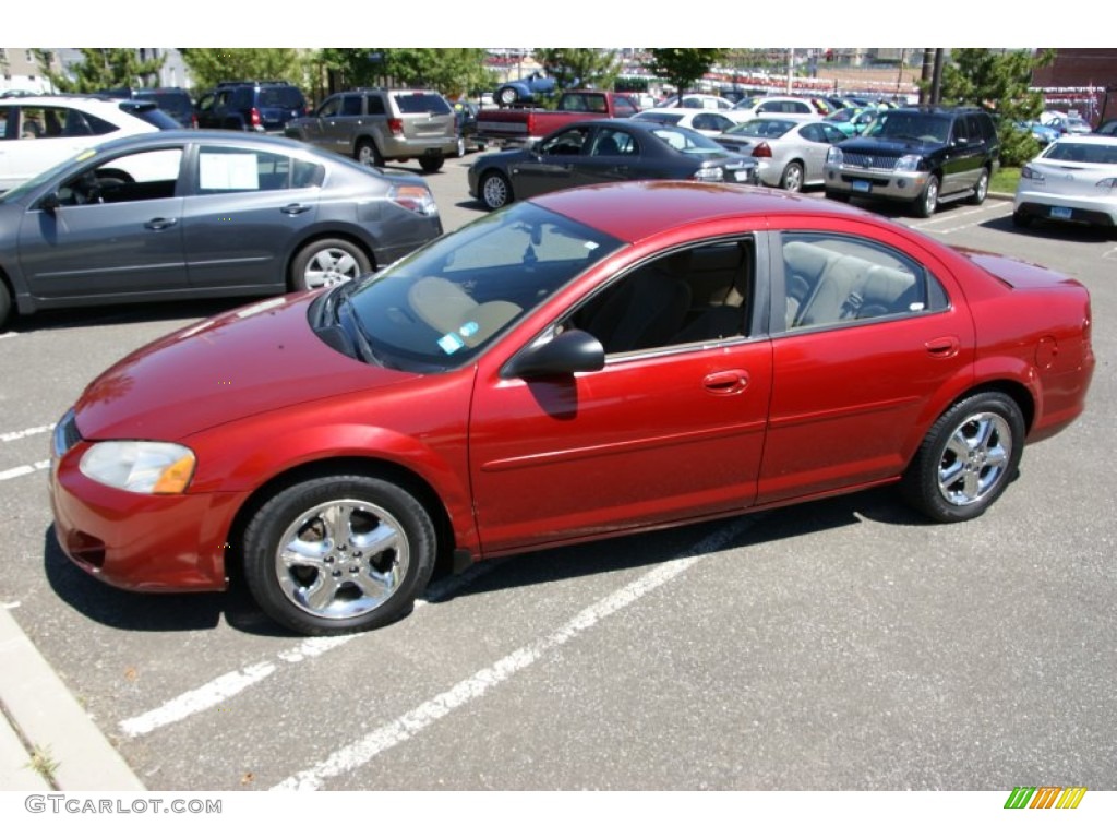 2004 Stratus ES Sedan - Inferno Red Pearlcoat / Sandstone photo #1