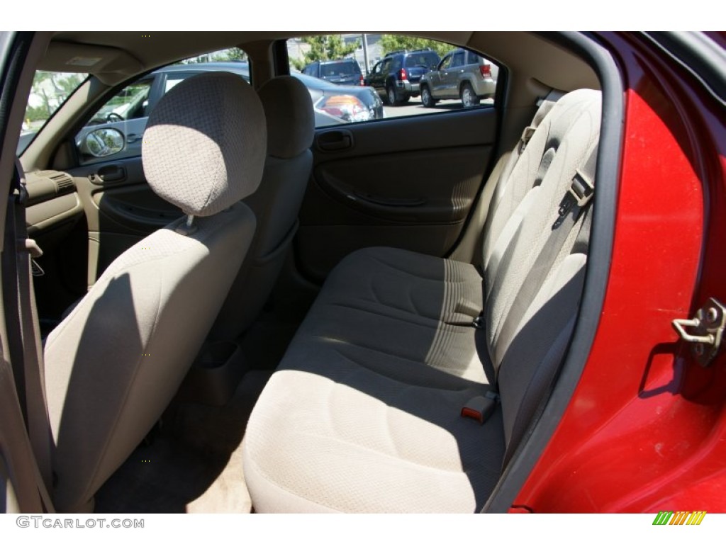 2004 Stratus ES Sedan - Inferno Red Pearlcoat / Sandstone photo #11
