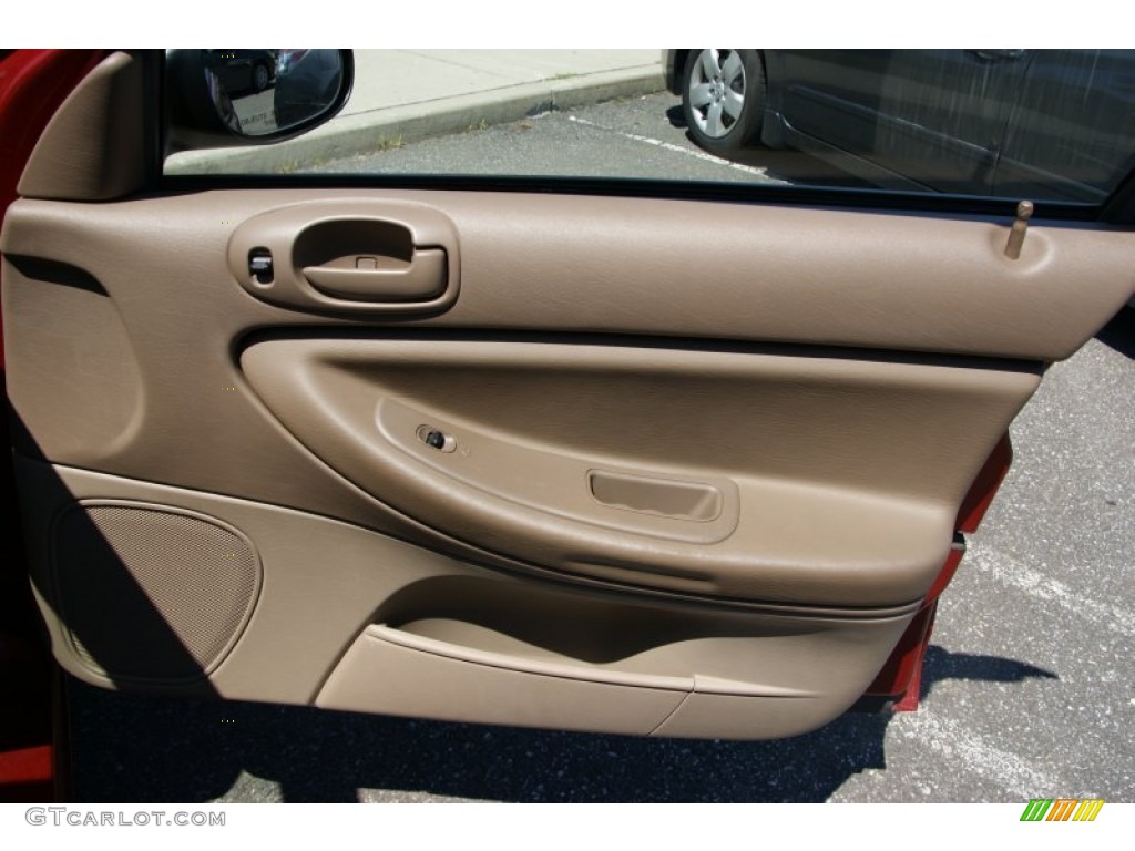 2004 Stratus ES Sedan - Inferno Red Pearlcoat / Sandstone photo #16
