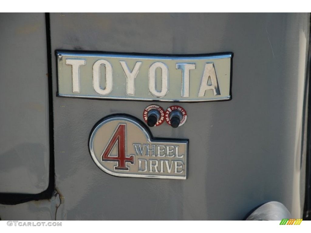 1976 Toyota Land Cruiser FJ40 Marks and Logos Photo #51232361