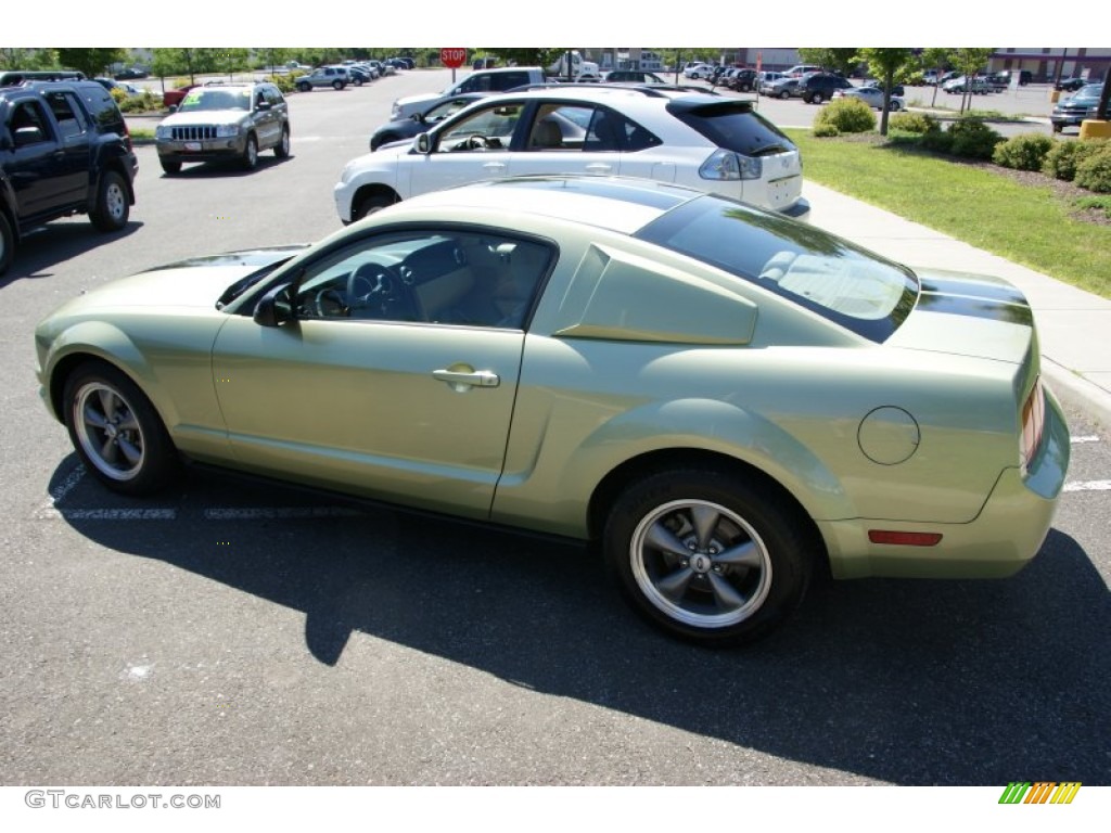 2005 Mustang V6 Premium Coupe - Legend Lime Metallic / Medium Parchment photo #6