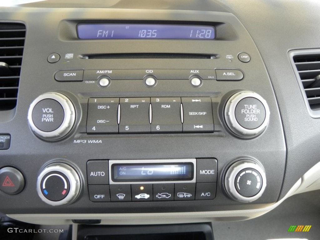 2010 Honda Civic Hybrid Sedan Controls Photo #51234491