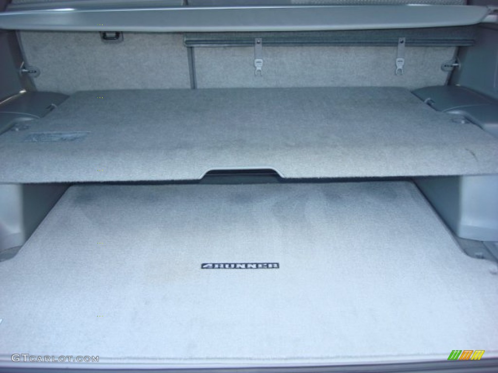 2004 4Runner SR5 4x4 - Natural White / Dark Charcoal photo #11