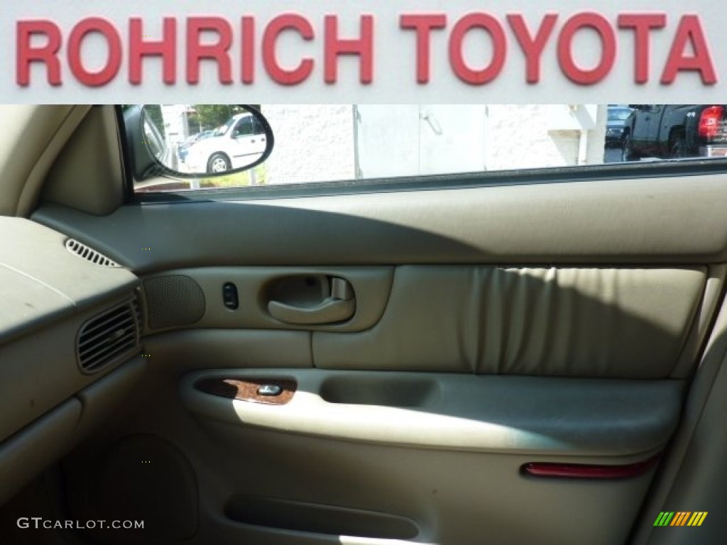 2003 Century Custom - Light Sandrift Metallic / Taupe photo #18