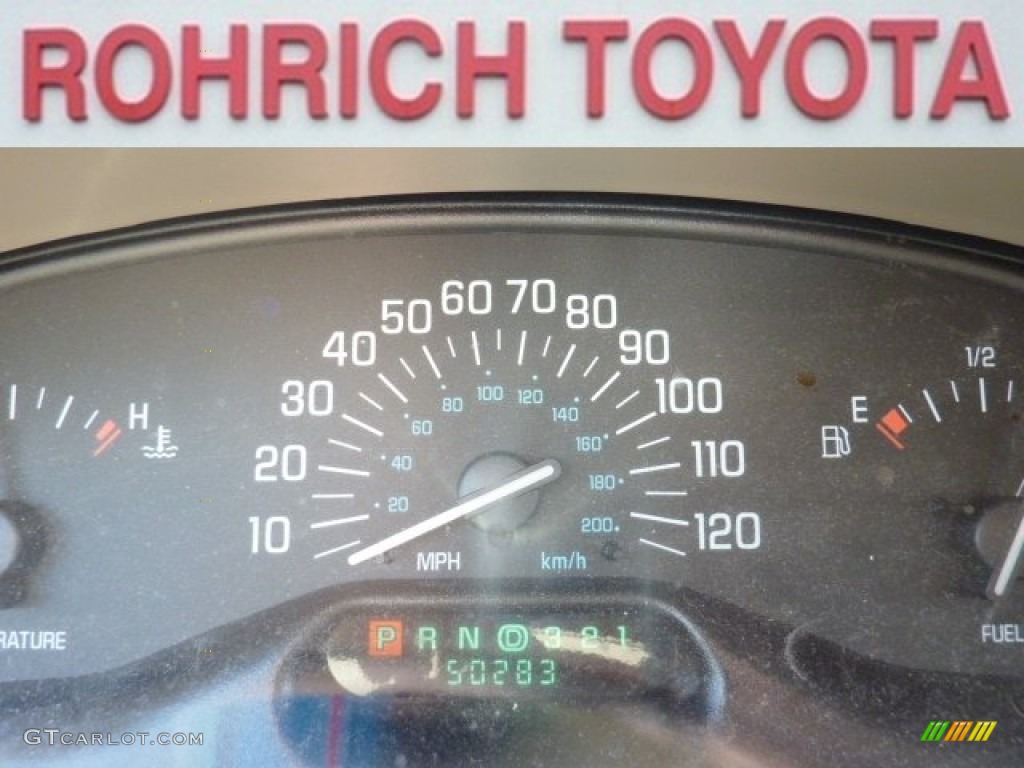 2003 Century Custom - Light Sandrift Metallic / Taupe photo #19