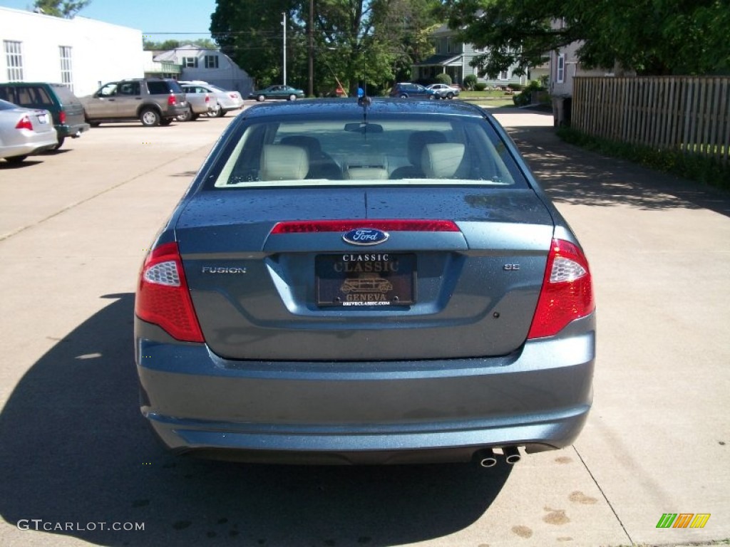 2011 Fusion SE - Steel Blue Metallic / Camel photo #6