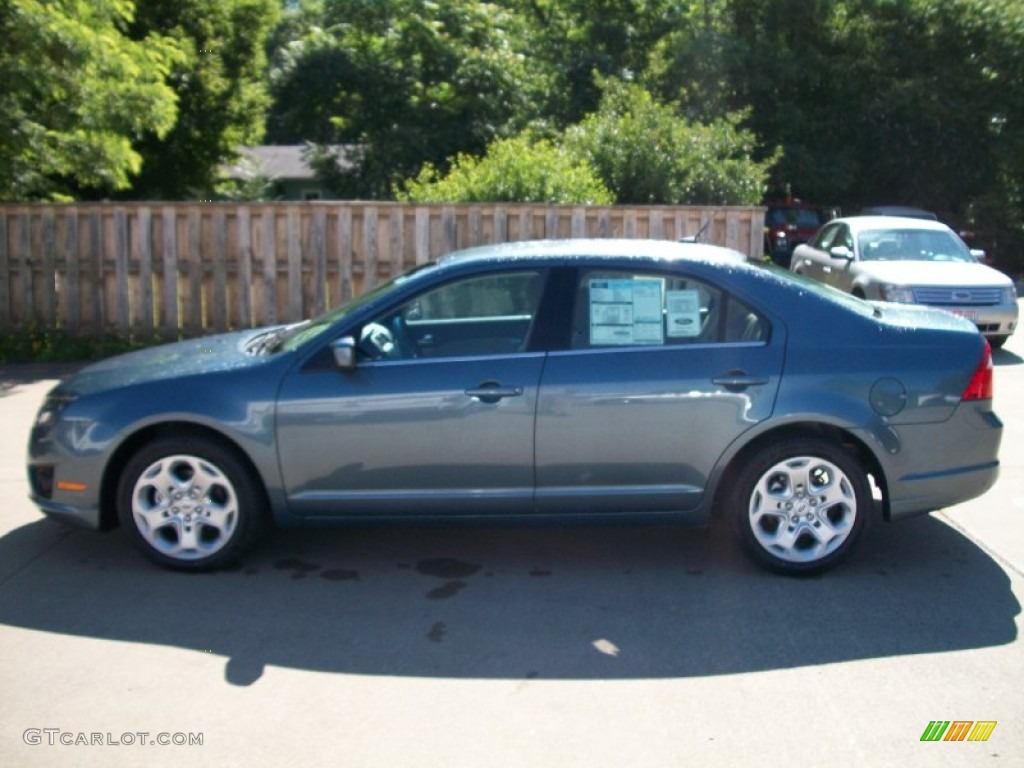 2011 Fusion SE - Steel Blue Metallic / Camel photo #8