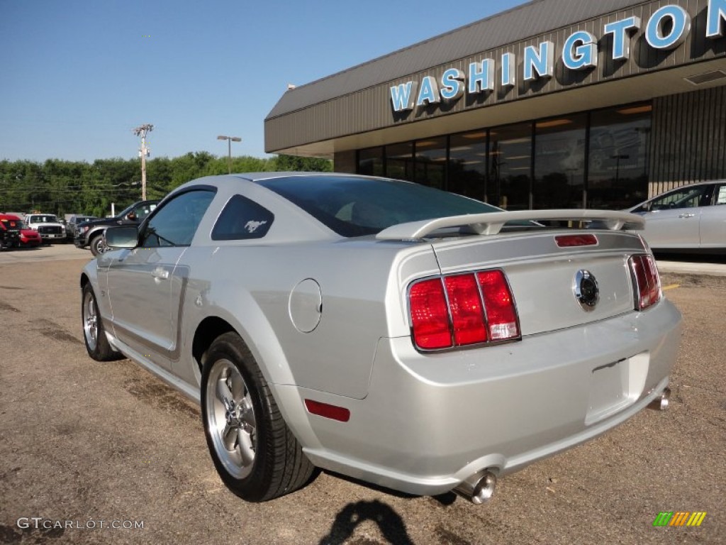 2005 Mustang GT Premium Coupe - Satin Silver Metallic / Red Leather photo #2