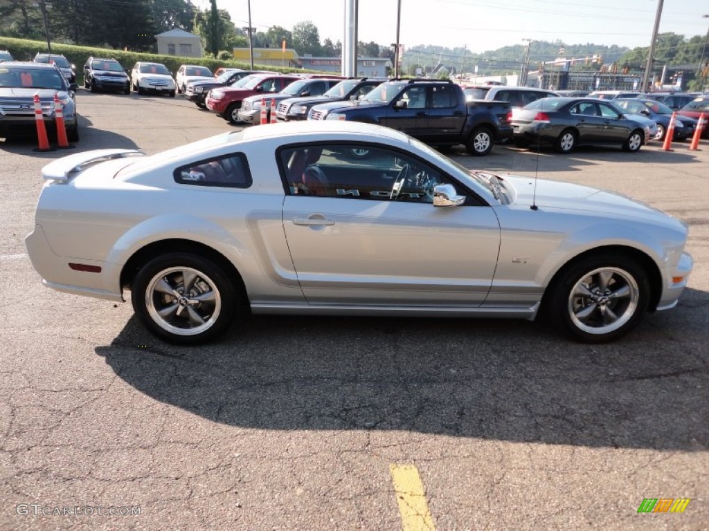 2005 Mustang GT Premium Coupe - Satin Silver Metallic / Red Leather photo #5