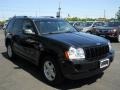 Black - Grand Cherokee Laredo 4x4 Photo No. 15