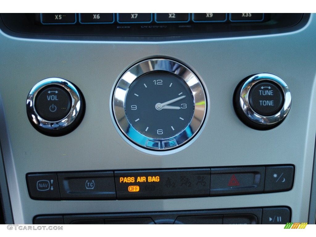 2009 Cadillac CTS 4 AWD Sedan Controls Photo #51246663