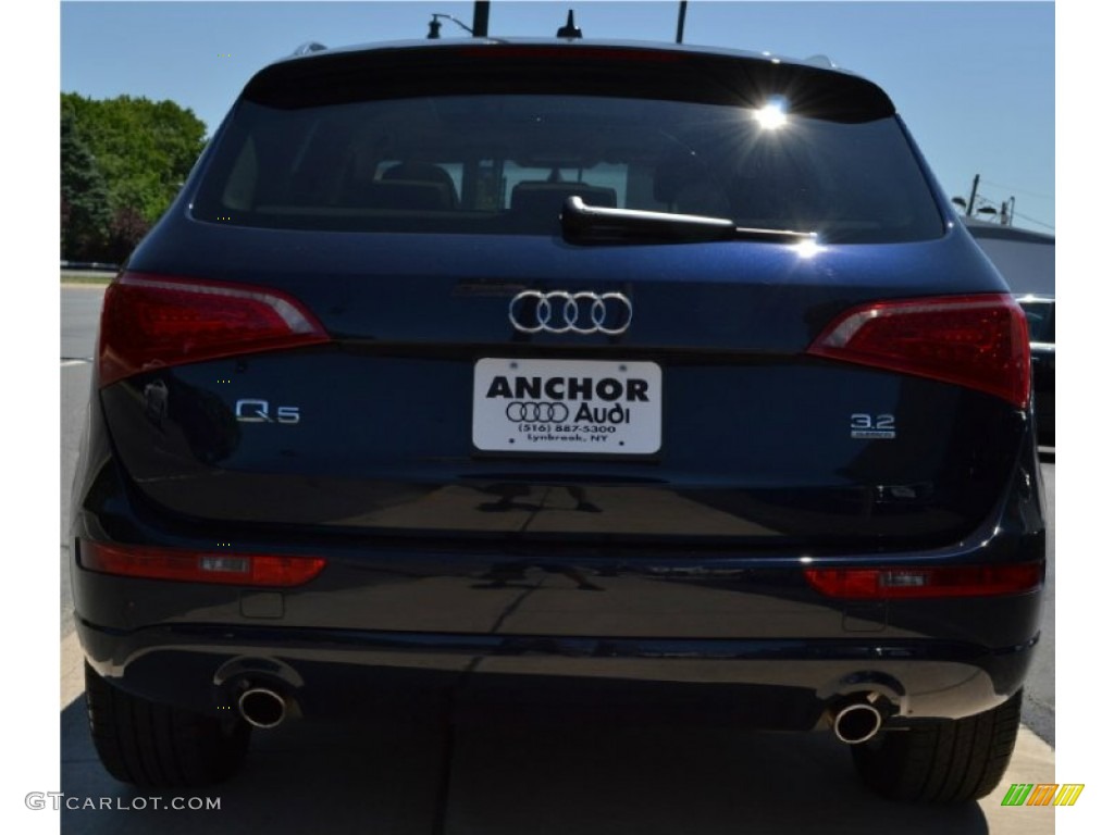 2009 Q5 3.2 Premium quattro - Deep Sea Blue Pearl Effect / Light Gray photo #5