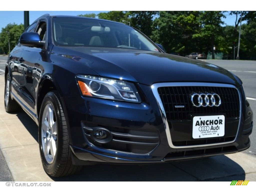 2009 Q5 3.2 Premium quattro - Deep Sea Blue Pearl Effect / Light Gray photo #7
