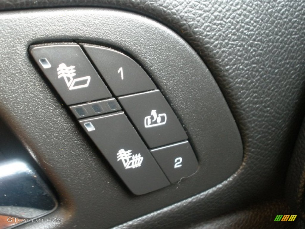 2008 Chevrolet Avalanche LTZ Controls Photo #51251201
