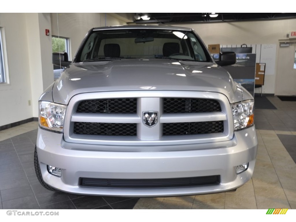 2011 Ram 1500 Express Regular Cab - Bright Silver Metallic / Dark Slate Gray/Medium Graystone photo #3