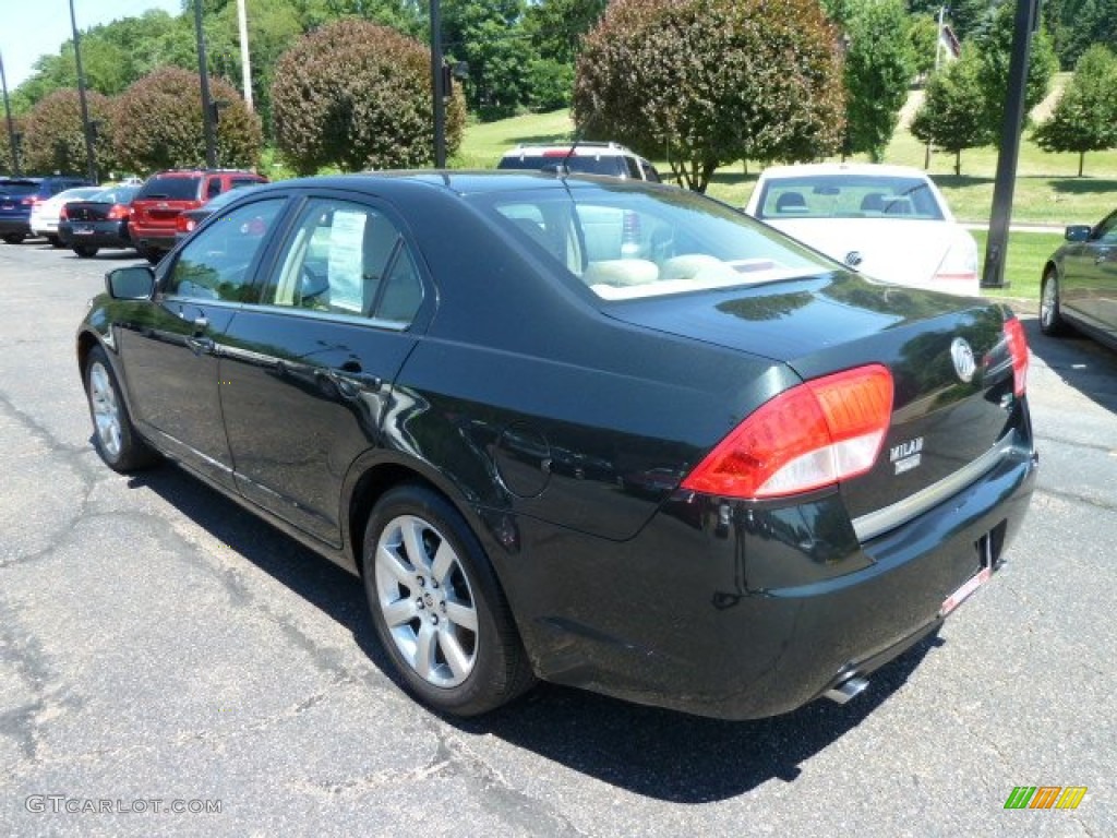 2010 Milan V6 Premier - Atlantis Green Metallic / Camel photo #2