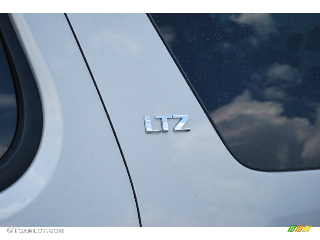 2007 Chevrolet Tahoe LTZ Marks and Logos Photo #51256034