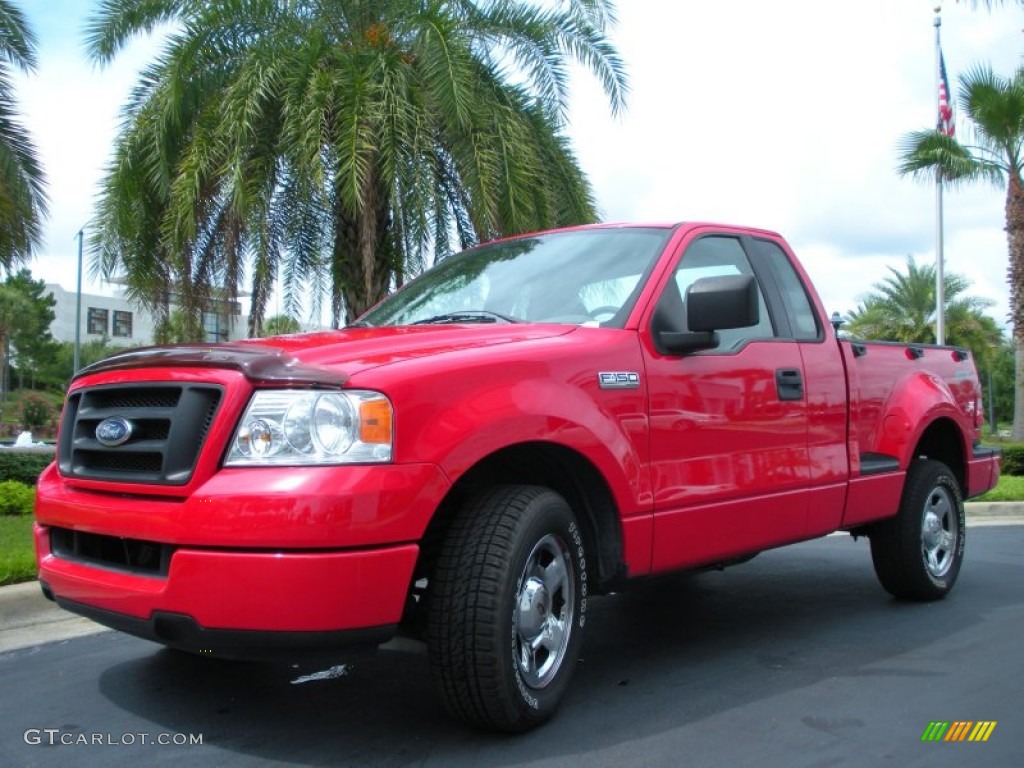 2005 F150 STX Regular Cab Flareside - Bright Red / Medium Flint Grey photo #2