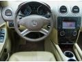 Arctic White - ML 350 4Matic Photo No. 20