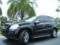 Obsidian Black Metallic - GL 450 4Matic Photo No. 2