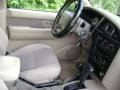 2002 Bronzed Gray Metallic Nissan Pathfinder SE 4x4  photo #16