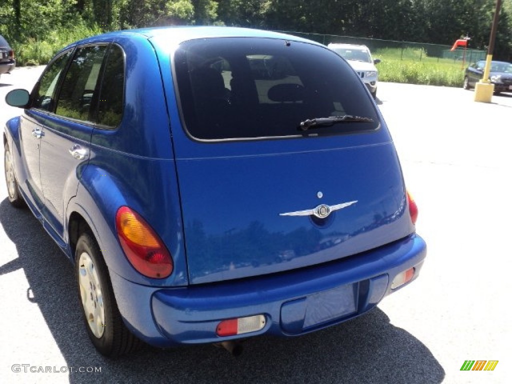 2004 PT Cruiser  - Electric Blue Pearlcoat / Dark Slate Gray photo #3
