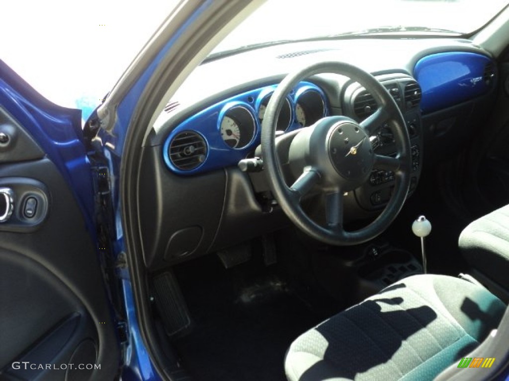 2004 PT Cruiser  - Electric Blue Pearlcoat / Dark Slate Gray photo #6