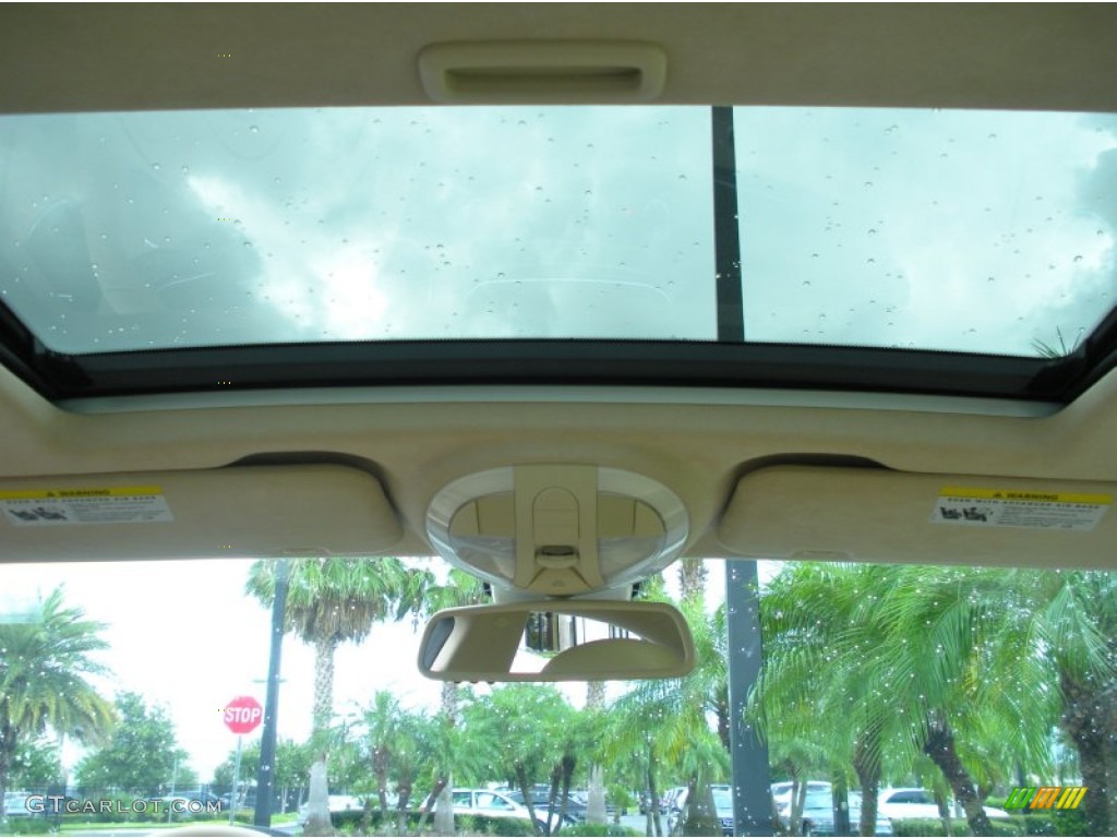 2010 Mercedes-Benz CLS 63 AMG Sunroof Photos