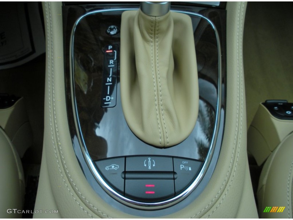 2010 Mercedes-Benz CLS 63 AMG Transmission Photos