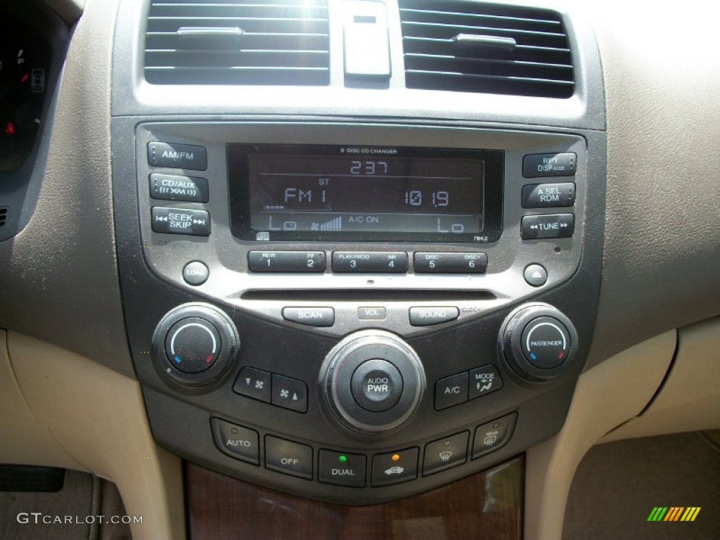 2006 Accord EX-L Sedan - Nighthawk Black Pearl / Ivory photo #28
