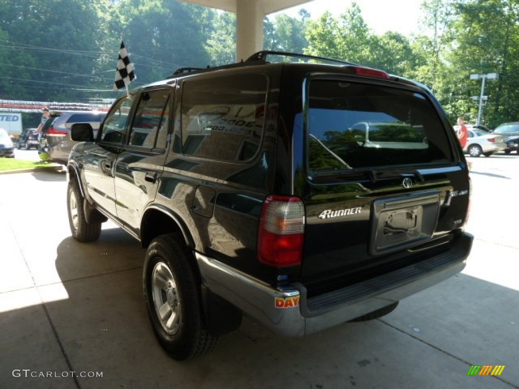 1999 4Runner SR5 4x4 - Black / Oak photo #4