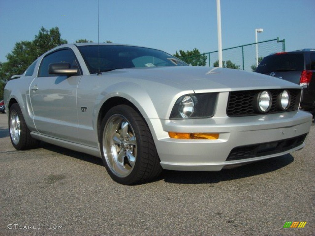 2005 Mustang GT Premium Coupe - Mineral Grey Metallic / Red Leather photo #1
