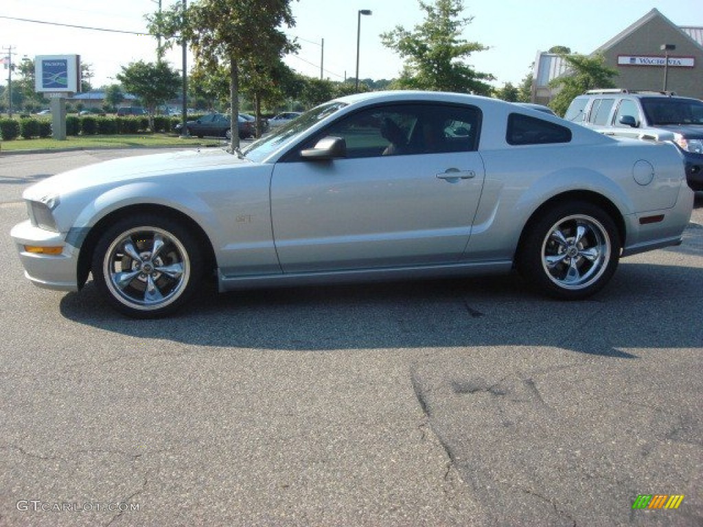 2005 Mustang GT Premium Coupe - Mineral Grey Metallic / Red Leather photo #5