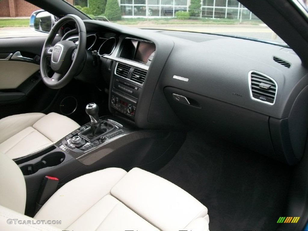 Pearl Silver Silk Nappa Leather Interior 2009 Audi S5 4.2 quattro Photo #51264410