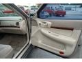 2001 Sandrift Metallic Chevrolet Impala   photo #19