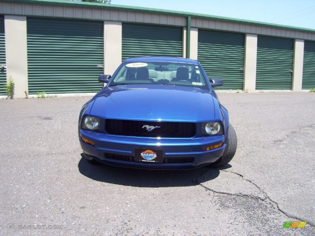 2009 Mustang V6 Coupe - Vista Blue Metallic / Dark Charcoal photo #2