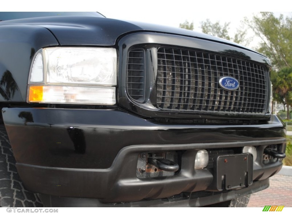 2003 Excursion Limited 4x4 - Black / Medium Parchment photo #13